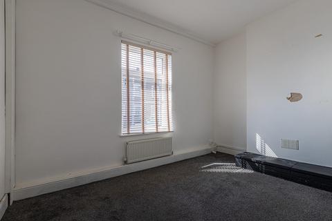 4 bedroom terraced house for sale, Plassey Street, Penarth CF64