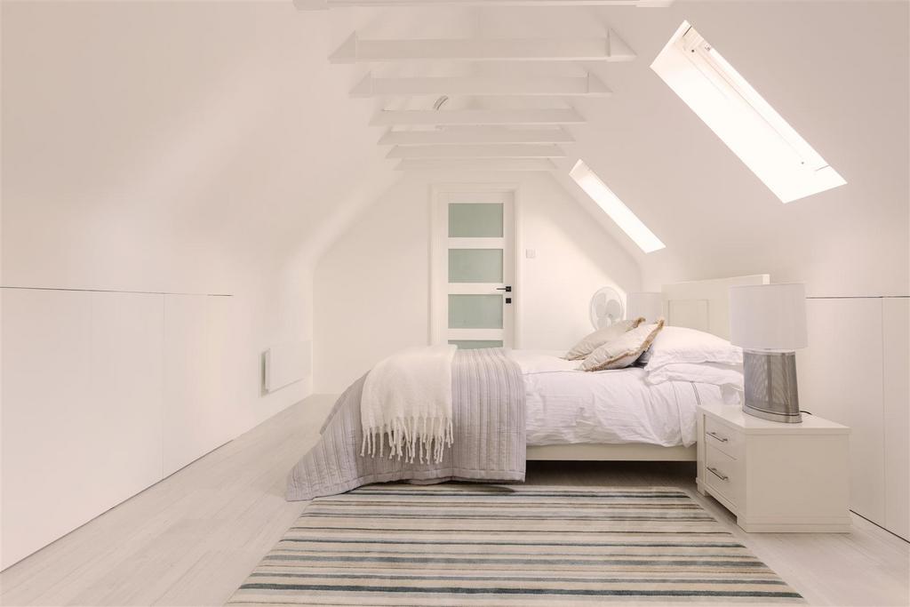 29 Echo Barn Lane Interior photos-45 WNS.jpg