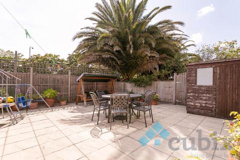 3 bedroom detached house for sale, Milton Close, London SE1