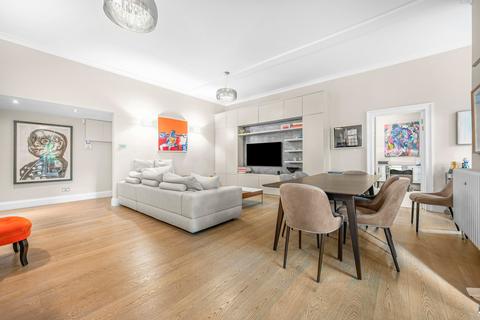 2 bedroom flat for sale, Fitzjohns Avenue, Hampstead, London