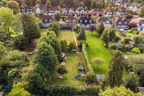 undefined, Buckles Way, Banstead