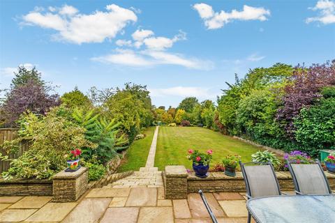 undefined, Buckles Way, Banstead