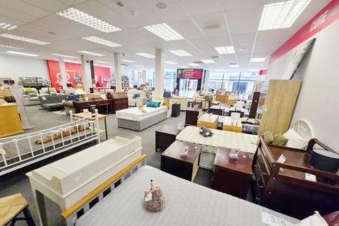 Property for sale, West Blackhall Street, Let British Heart Foundation, Greenock PA15