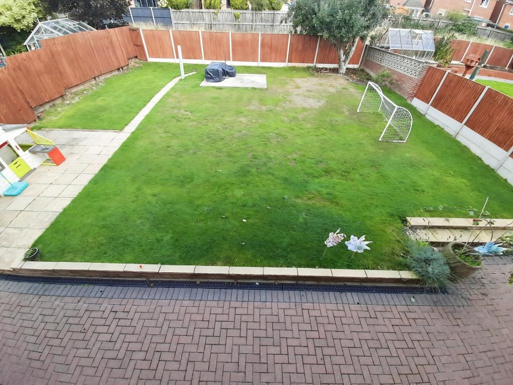 Pbox-garden-336499.jpeg