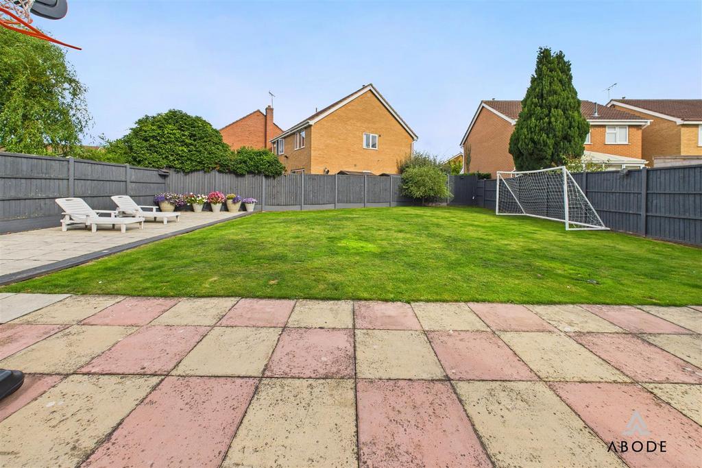 CAM04913 G0-PR0082-STILL001.jpg