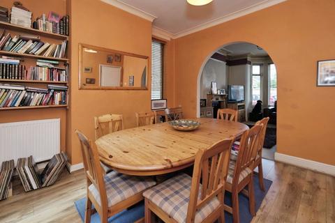 3 bedroom semi-detached house for sale, Collington Street, Nottingham NG9