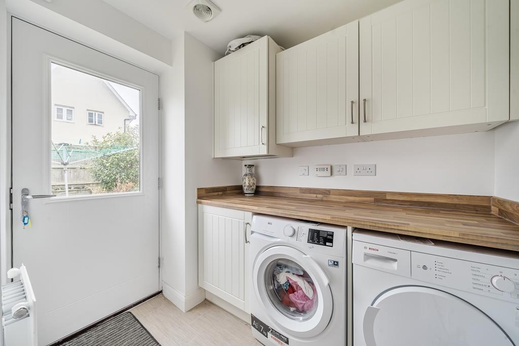 1347808-26-68c175fece78d-ARW