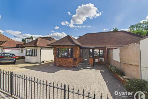 15 Kenneth Gardens, Stanmore, HA7 3SA