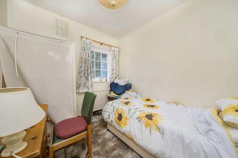 undefined, Hartington Road, St Margarets TW1