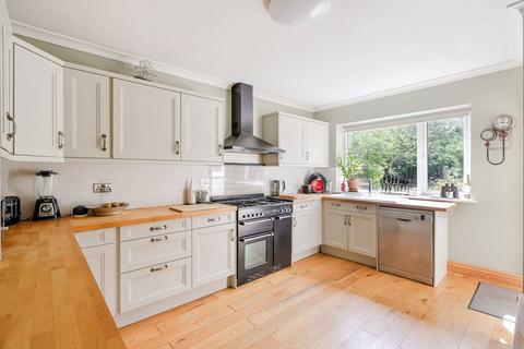 Barnfield Lodge Faygate Lane, South Godstone, Godstone, RH9 8JD
