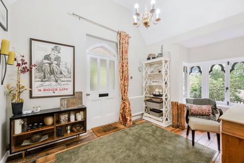 Barnfield Lodge Faygate Lane, South Godstone, Godstone, RH9 8JD