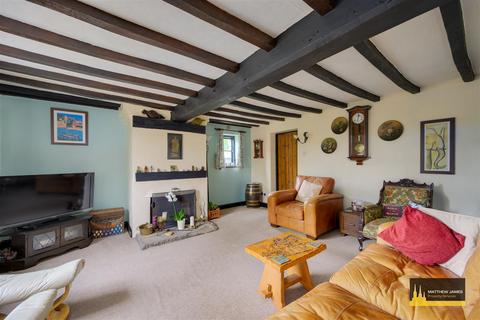 3 bedroom cottage for sale, Bow Lane, Withybrook, Coventry  *Village Location*