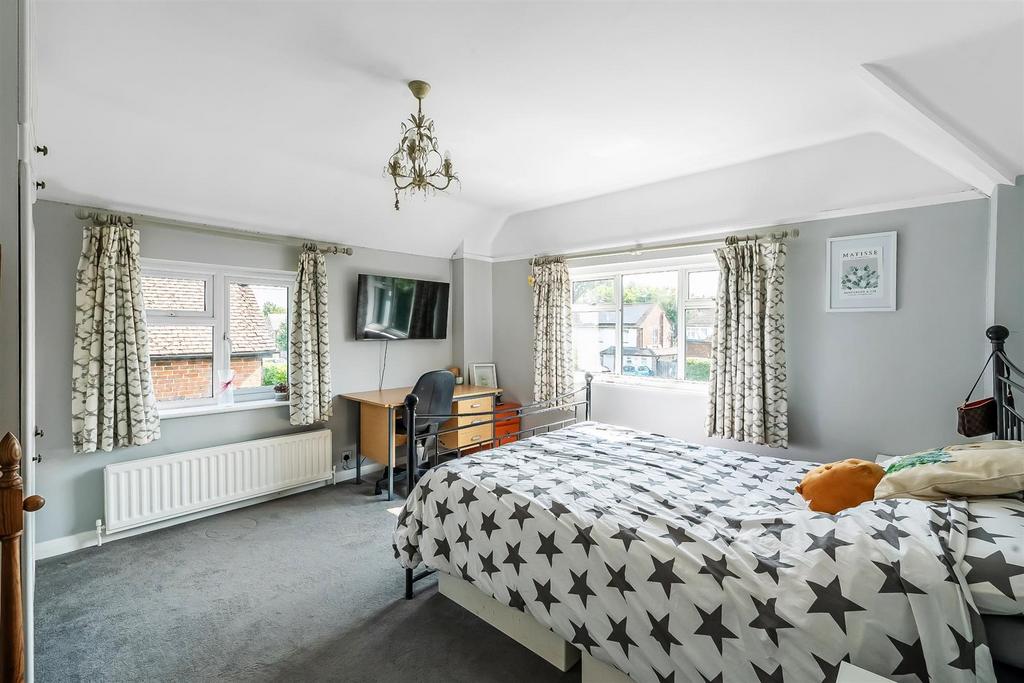 .Little-Bookham-Street-8.jpg
