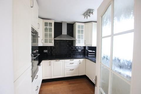 undefined, London Road, Mitcham, CR4