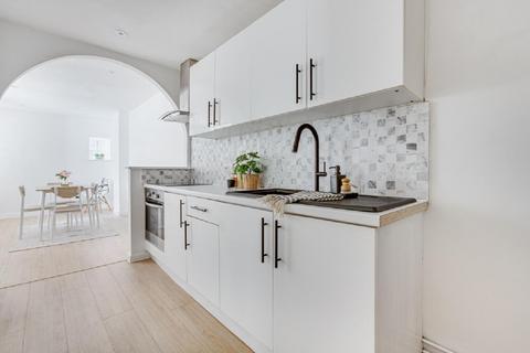 undefined, Fulham Road, London, SW6