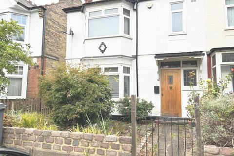 4 bedroom end of terrace house to rent, Stanhope Avenue, Finchley Central, N3