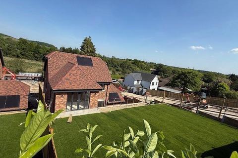 4 bedroom detached house for sale, Wilsom Road, Alton, Hampshire