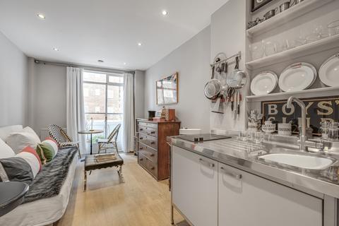 Studio to rent, Prince Albert Road, St Johns Wood, London, NW8