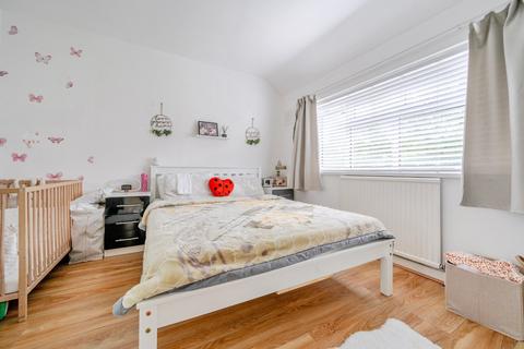 undefined, Morton Way, London, N14