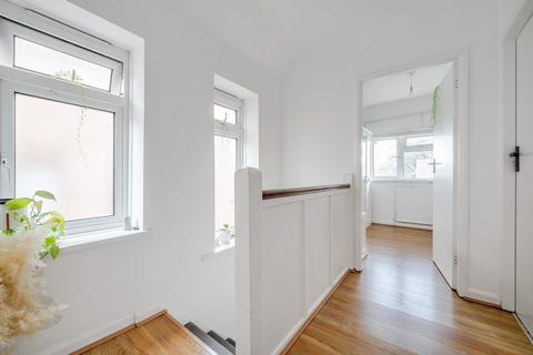 undefined, Morton Way, London, N14