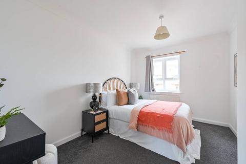 2 bedroom flat for sale, Munnings House, E16, Docklands, London, E16