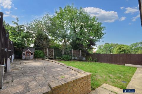 undefined, Woodcutters Close, Ardleigh Green, Hornchurch, RM11