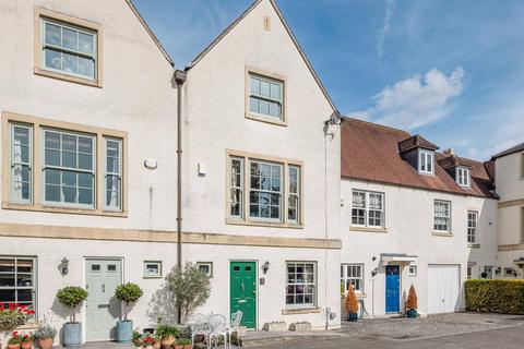 9 Bingham Close, Cirencester, GL7 1BG