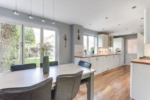 3 Britten Road, Shefford, SG17 5SD