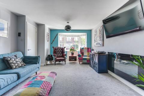 3 Britten Road, Shefford, SG17 5SD