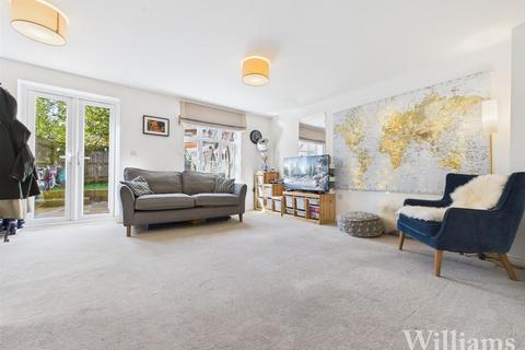 undefined, Skinner Road, Aylesbury HP19
