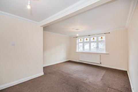 1 bedroom flat to rent, Rickman Hill, Surrey CR5
