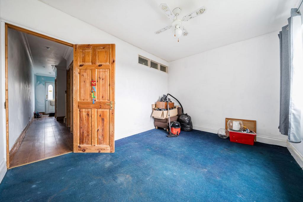 Bedroom One (2)