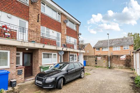 2 bedroom apartment for sale, Sommerville Close, Faversham, ME13