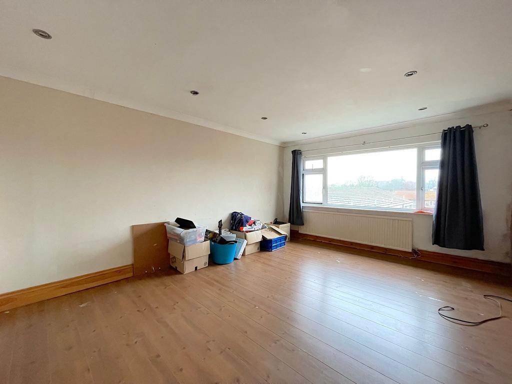 Living Room (2)