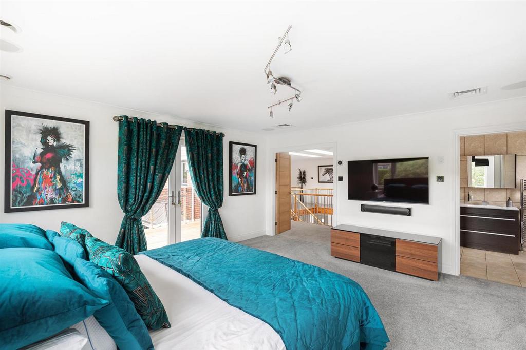 9 O2 A6733-HDR.jpg