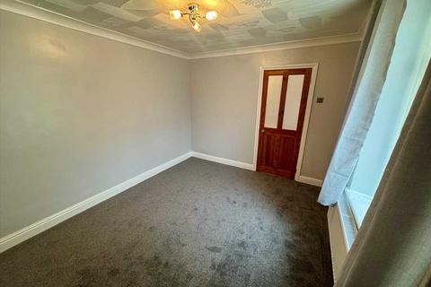 undefined, Pentre CF41