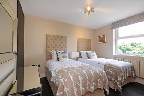 3 bedroom flat to rent, Boydell Court, St Johns Wood, NW8