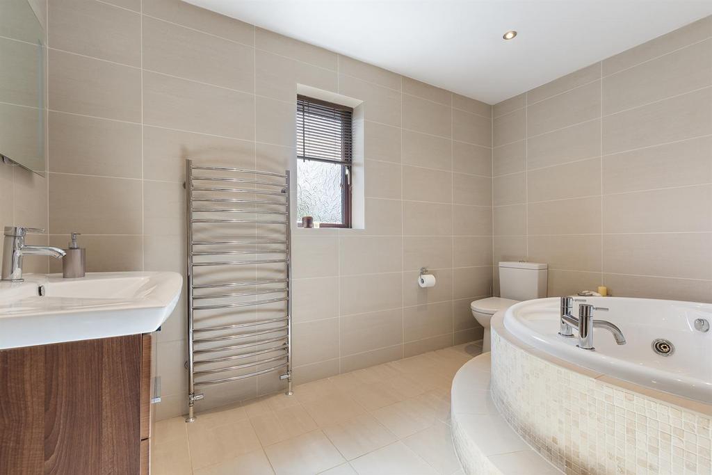 29 Ganton Way, Fixby 39 297.png