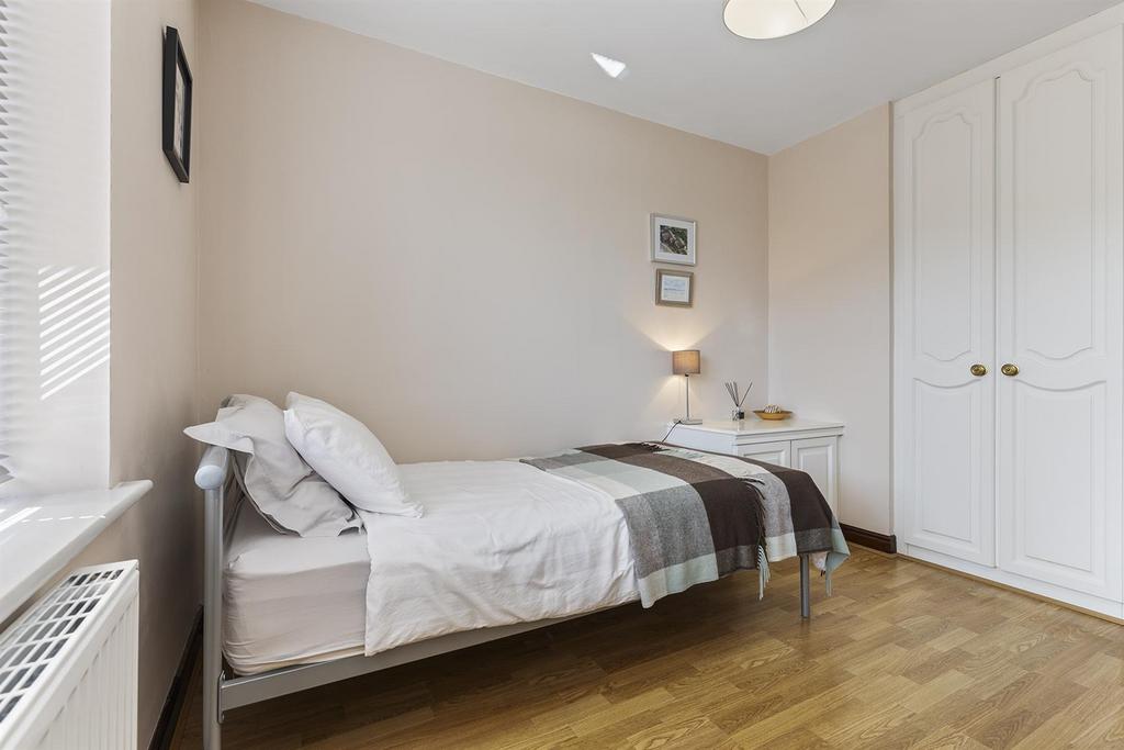29 Ganton Way, Fixby 31 297.png