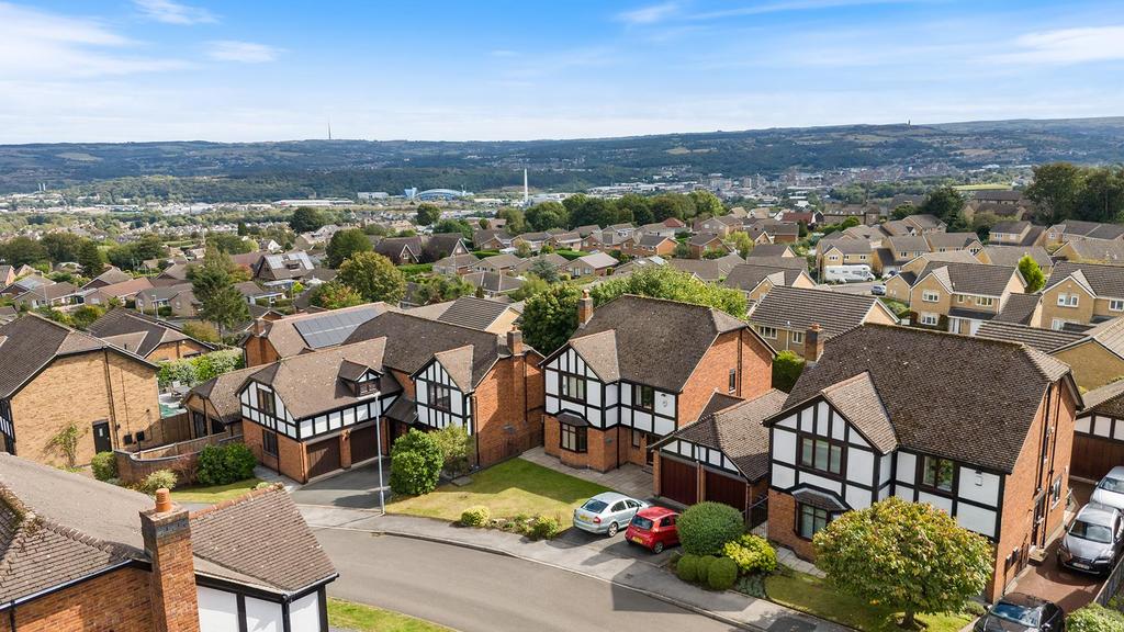 29 Ganton Way, Fixby 02 297.png