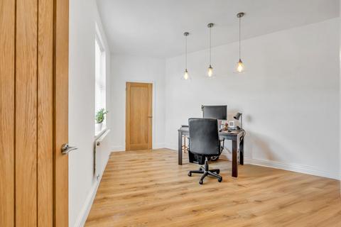 2 bedroom end of terrace house for sale, New Road, Warrington, WA4