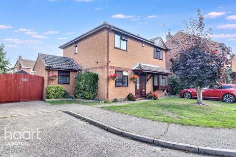 4 bedroom detached house for sale, The Hornbeams, HARWICH
