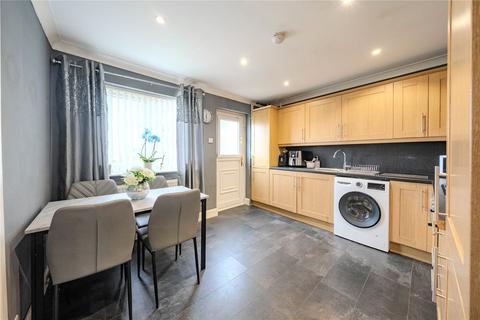 3 bedroom semi-detached house for sale, Hillcourt Croft, Leeds, West Yorkshire