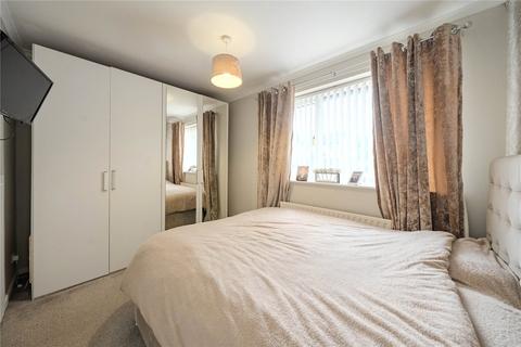 3 bedroom semi-detached house for sale, Hillcourt Croft, Leeds, West Yorkshire