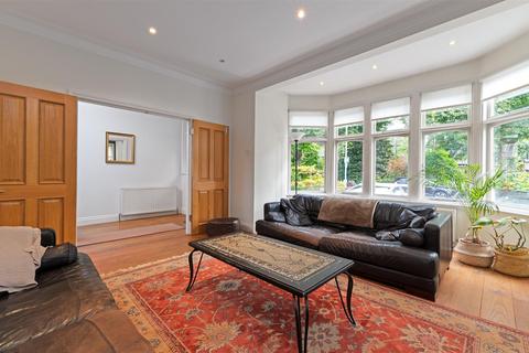 13 Blake Hall Crescent, London, E11 3RH