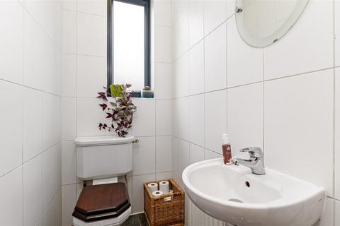 13 Blake Hall Crescent, London, E11 3RH