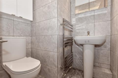 2 bedroom apartment for sale, Clifford Way, Maidstone ME16