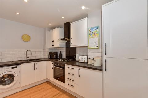 2 bedroom apartment for sale, Clifford Way, Maidstone ME16