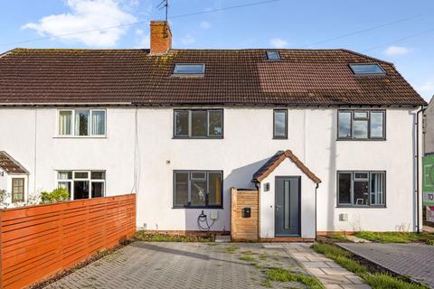 1, Manor View Cold Pool Lane, Up Hatherley, Cheltenham, GL51 6HZ
