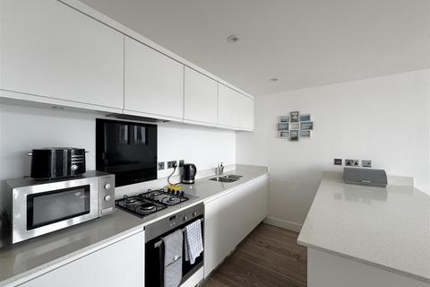 1 bedroom apartment for sale, Esplanade Road, Newquay TR7